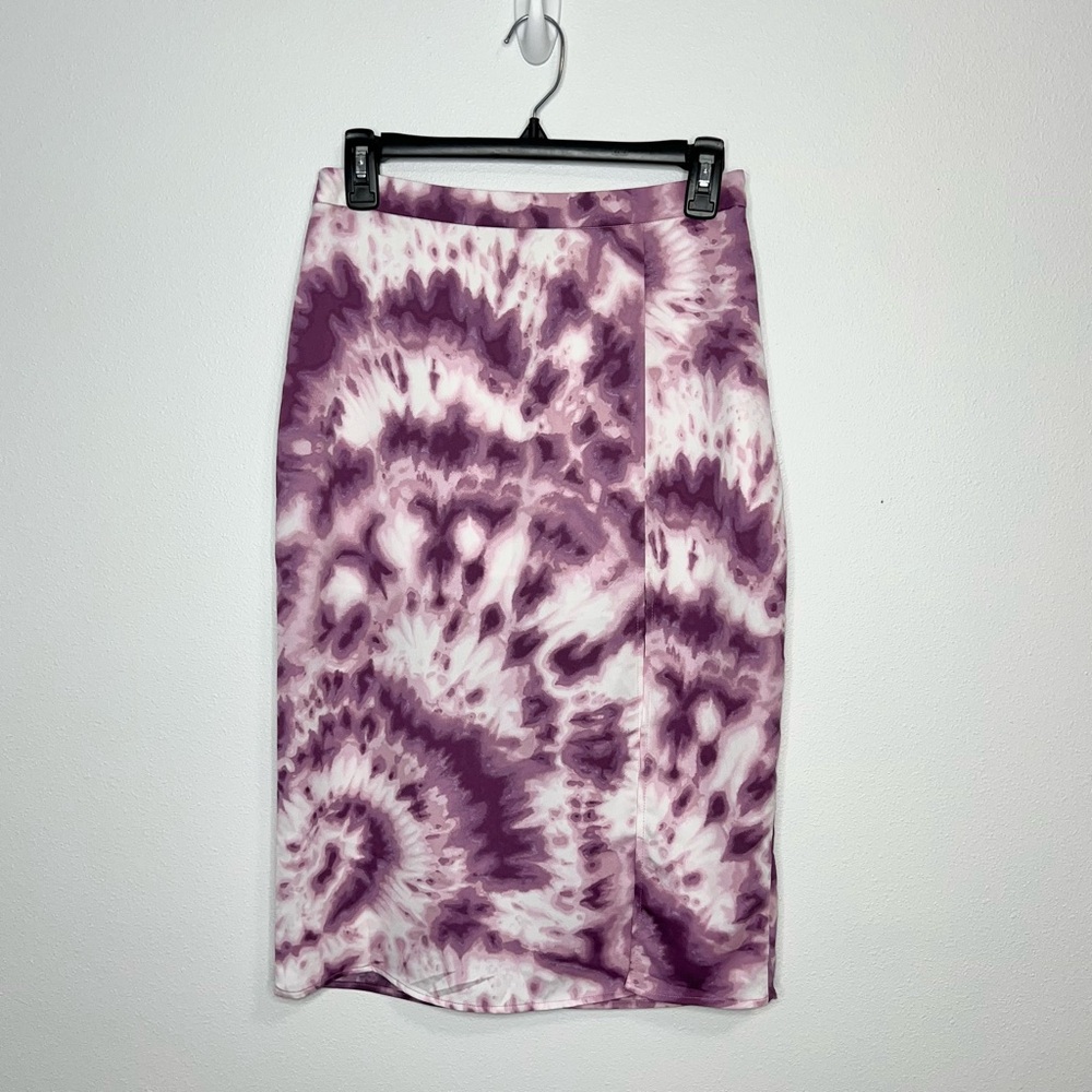 BCBGeneration Tie Dye Midi Skirt Front Slit Purple White Women’s Size US 2 NWT